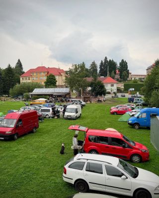 Přesně před tejdnem jsme se začali sjíždět do Jilemnice na Krakonošův skejtovej pohár 2025 a nebojíme se říct, že to byl...